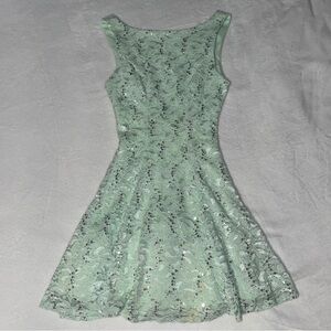 2010s B. Darlin light mint green sequin low back dress Size Juniors 7/8